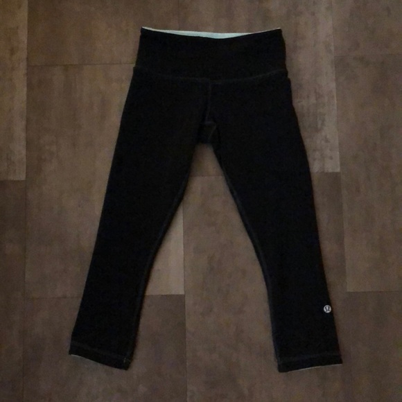 Lululemon reversible wunder under leggings - Picture 2 of 3